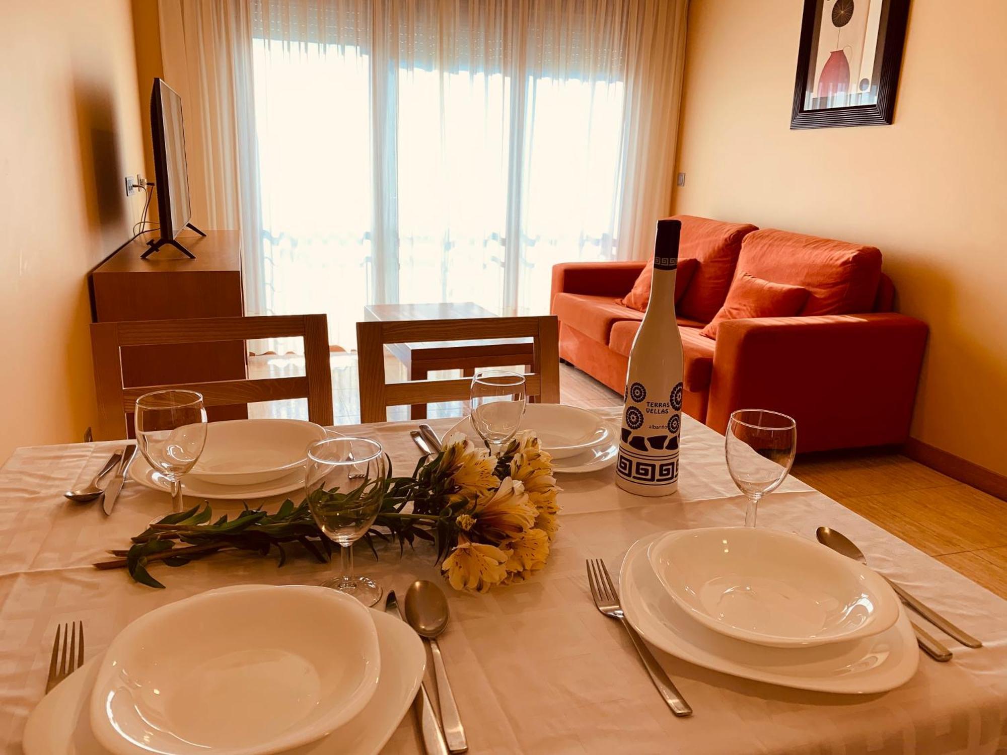 Apartamentos Esperanza Del Mar Portonovo Luaran gambar
