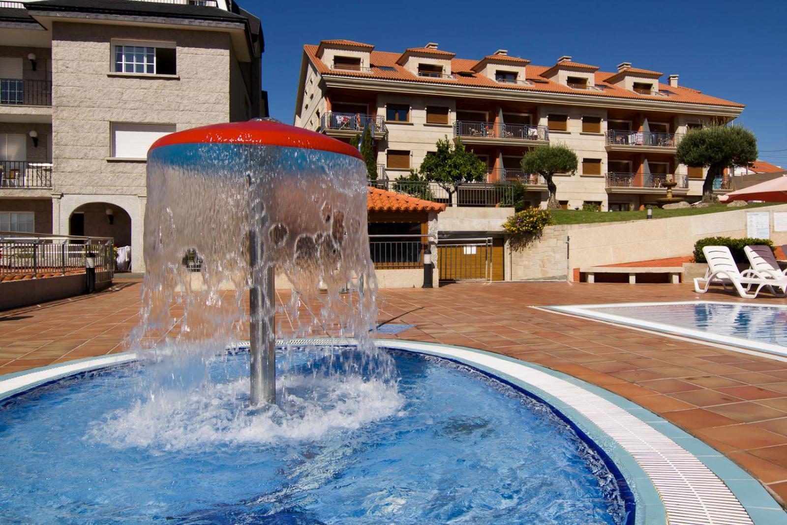 Apartamentos Esperanza Del Mar Portonovo Luaran gambar